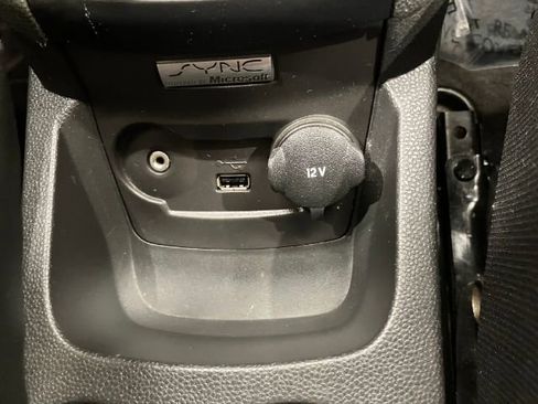 Used 2013 Ford Fiesta SE FWD image 53