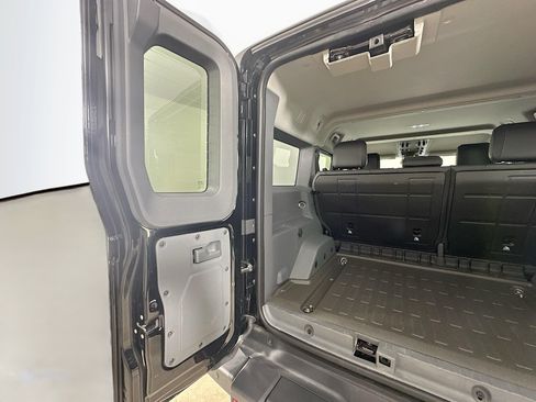 Used 2024 INEOS Grenadier Station Wagon AWD/4WD image 41