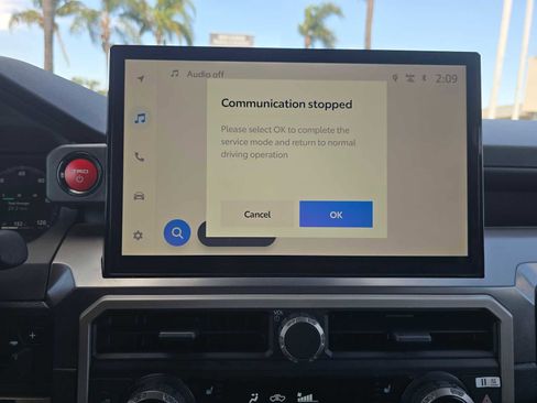 Certified 2025 Toyota Tacoma TRD Sport w/ TRD Sport Premium Package AWD/4WD image 27