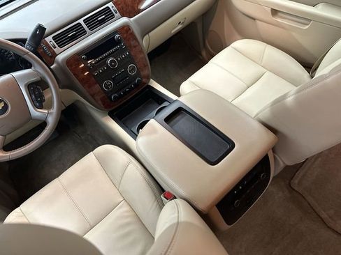 Used 2013 Chevrolet Tahoe LT w/ All-Star Edition AWD/4WD image 24