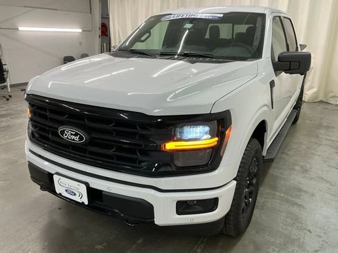 New 2026 Ford F150 XLT w/ Equipment Group 302A MID AWD/4WD image 8