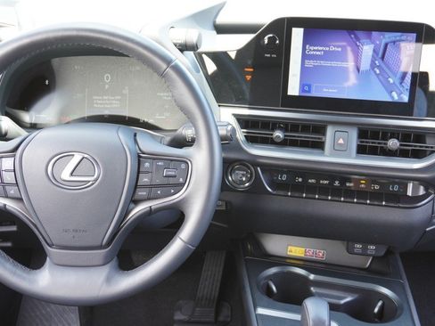 Certified 2025 Lexus UX 300h FWD w/ Accessory Package (Z1) image 29