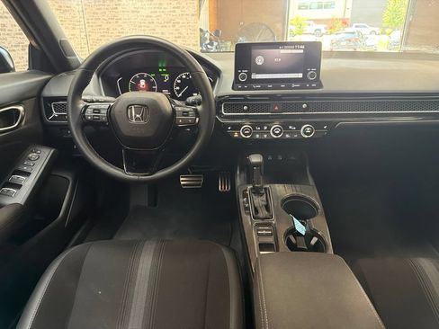 Used 2025 Honda Civic Sport image 15