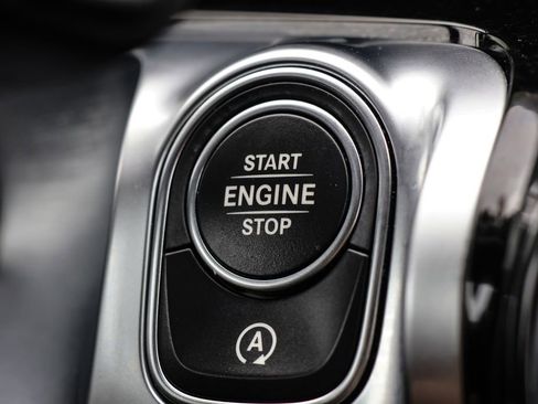 Used 2021 Mercedes-Benz GLB 250 image 49