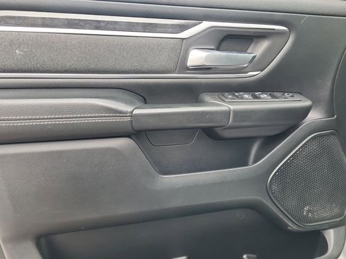 Used 2019 RAM 1500 Big Horn AWD/4WD image 10
