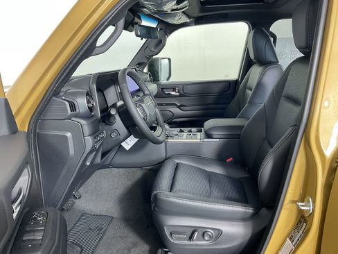 New 2026 Toyota Land Cruiser image 18