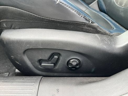 Used 2016 Chrysler 200 S FWD image 17