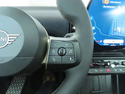 Certified 2025 MINI Cooper S image 12