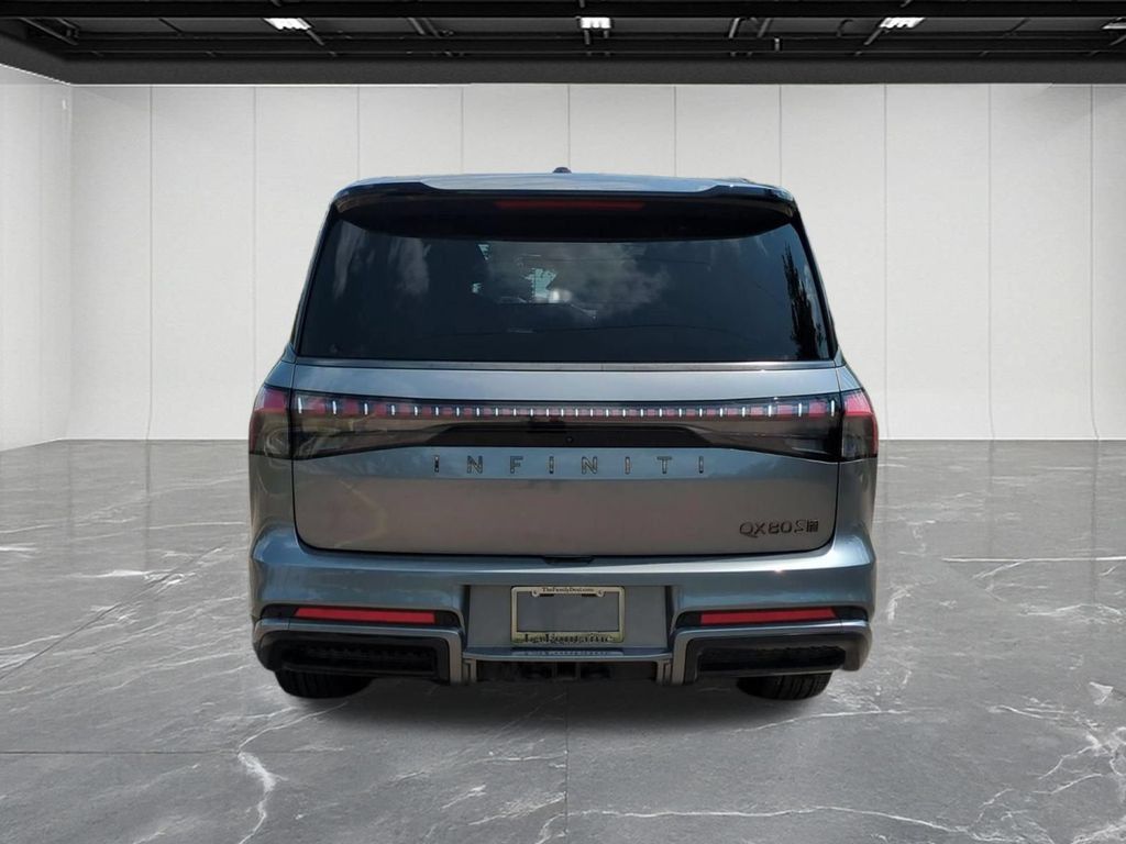 Used 2026 INFINITI QX80 4WD image 4