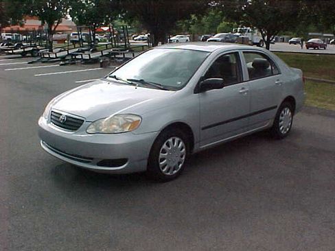 Used 2005 Toyota Corolla LE image 4
