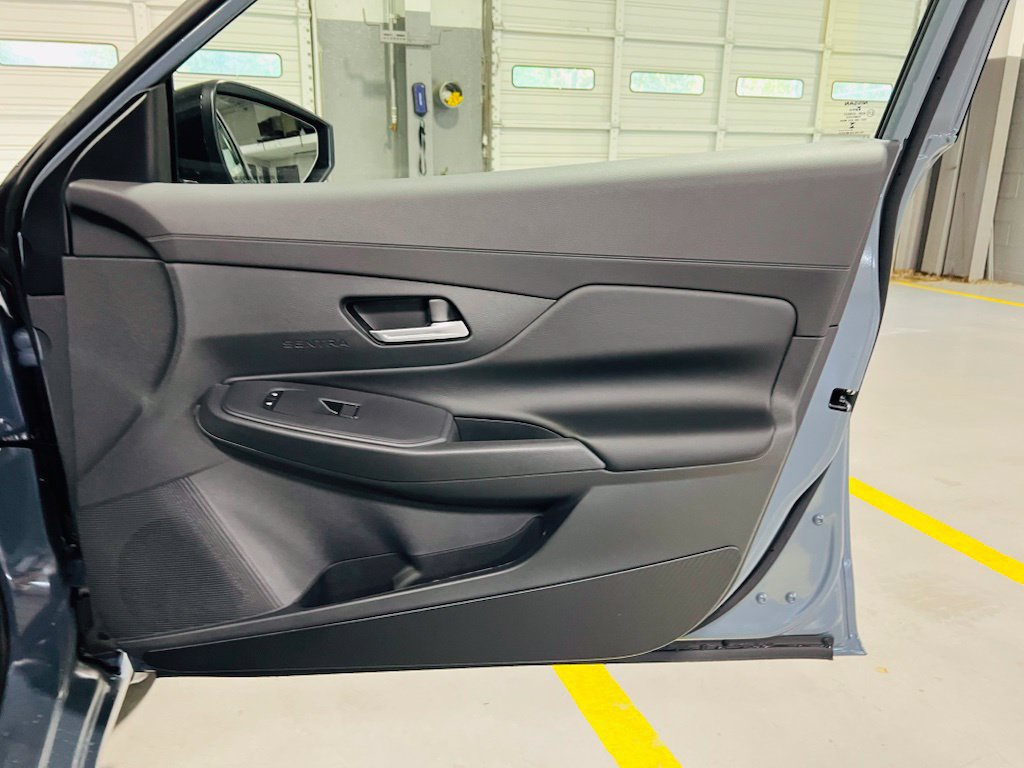 New 2027 Nissan Sentra SV FWD image 31