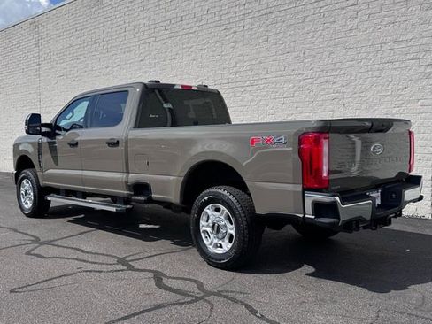 New 2026 Ford F250 XLT w/ FX4 Off-Road Package AWD/4WD image 13