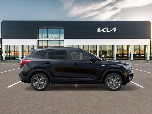 New 2026 Kia Seltos LX AWD/4WD image 7