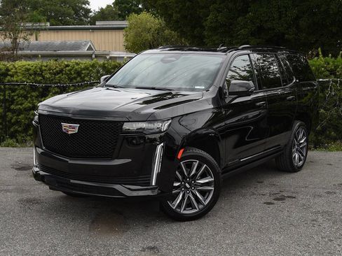 Used 2023 Cadillac Escalade Sport w/ Touring Package RWD image 3