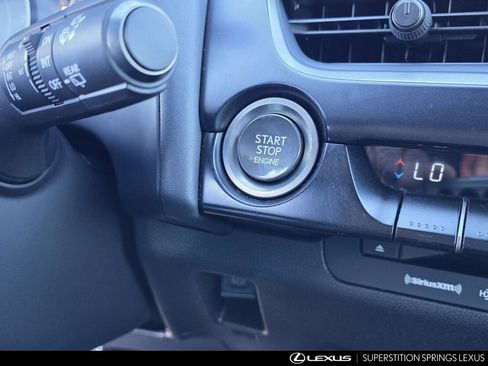 Certified 2022 Lexus UX 200 w/ Accessory Package (Z2) image 21