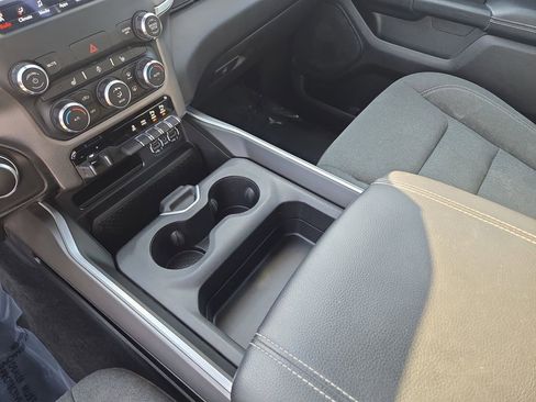 Used 2021 RAM 1500 Big Horn AWD/4WD image 25