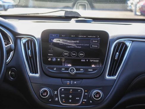 Used 2020 Chevrolet Malibu LT w/ Leather Package image 21