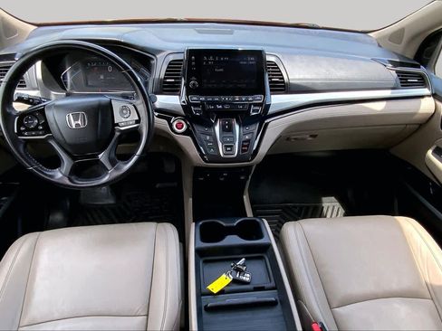 Used 2022 Honda Odyssey Touring image 16