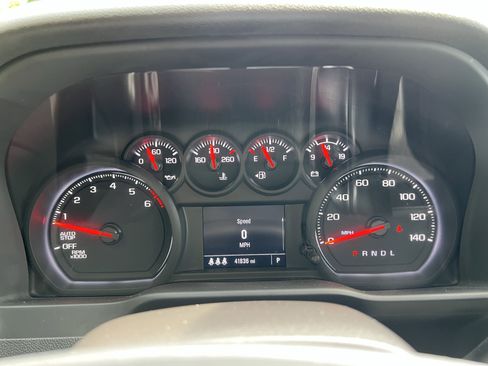 Used 2024 Chevrolet Silverado 1500 Custom Trail Boss AWD/4WD image 22