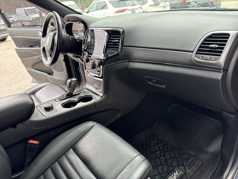Used 2021 Jeep Grand Cherokee Limited X image 16