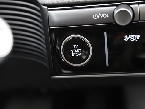 New 2026 Hyundai Ioniq 5 SEL image 20