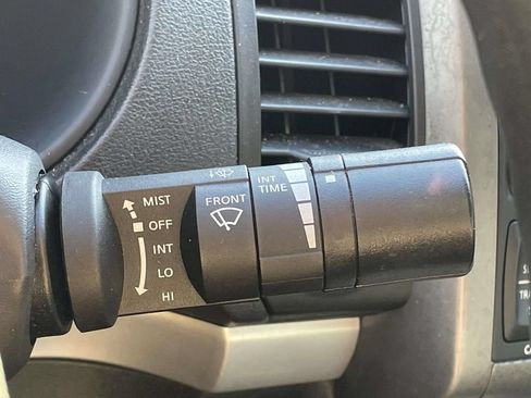 Used 2011 Nissan Sentra 2.0 S FWD image 23