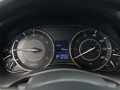 Used 2019 Nissan Armada Platinum w/ Captain's Chairs Package RWD image 32