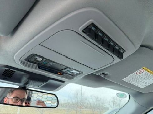 New 2025 Ford F550 4x4 Regular Cab Super Duty image 4