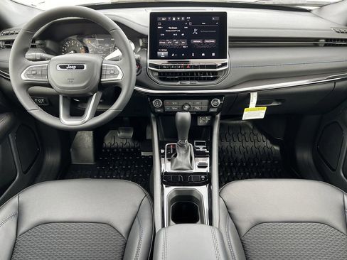 New 2026 Jeep Compass Latitude AWD/4WD image 2