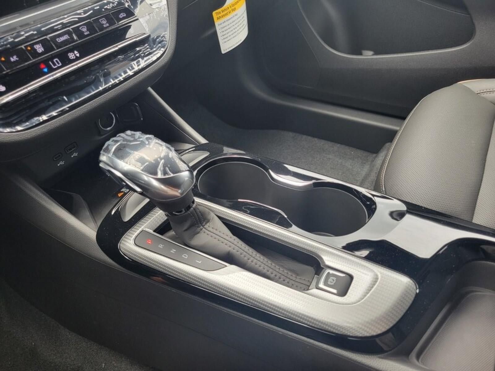 New 2026 Buick Envista Sport Touring FWD image 21