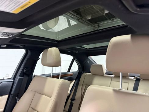 Used 2013 Mercedes-Benz E 350 4MATIC Sedan image 16