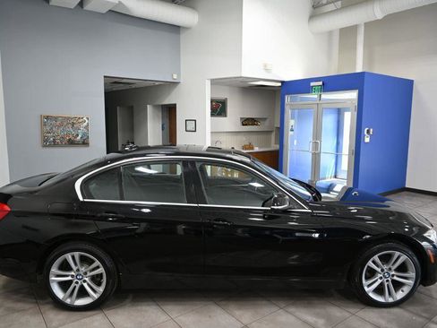 Used 2018 BMW 330i xDrive Sedan w/ Convenience Package AWD/4WD image 6