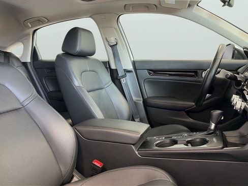Used 2024 Honda Civic EX-L image 14