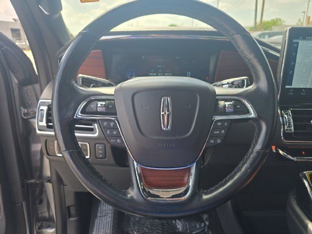 Used 2023 Lincoln Navigator Reserve AWD/4WD image 29