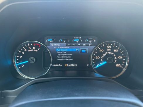 Used 2016 Ford F150 Lariat w/ Equipment Group 502A Luxury AWD/4WD image 2