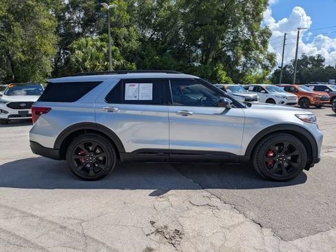 Used 2022 Ford Explorer ST w/ ST Street Pack RWD image 3
