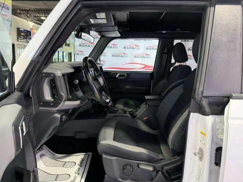 Used 2022 Ford Bronco Big Bend w/ Sasquatch Package image 14