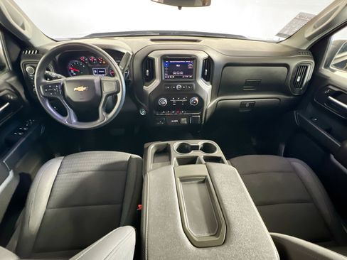 Used 2024 Chevrolet Silverado 1500 Custom image 11