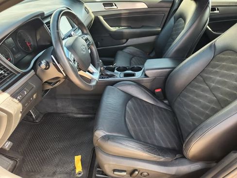 Used 2019 Hyundai Sonata Sport FWD image 13