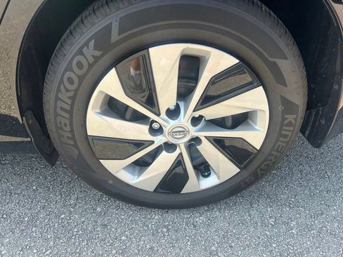 Certified 2025 Nissan Altima 2.5 S FWD image 7