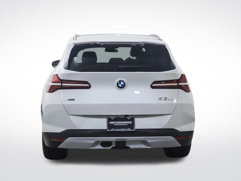 New 2026 BMW X3 xDrive30 w/ Premium Package AWD/4WD image 4