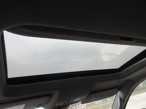 New 2026 GMC Sierra 1500 SLT w/ SLT Premium Plus Package image 16