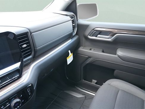 New 2026 Chevrolet Silverado 1500 LT w/ Safety Package image 29