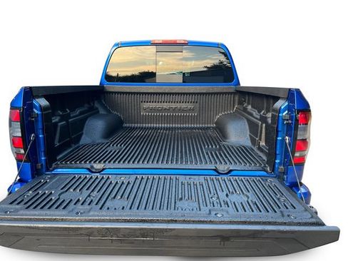 New 2026 Nissan Frontier SV w/ All-Weather Content Package AWD/4WD image 18