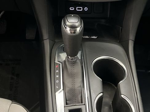 Used 2021 Chevrolet Equinox Premier image 20