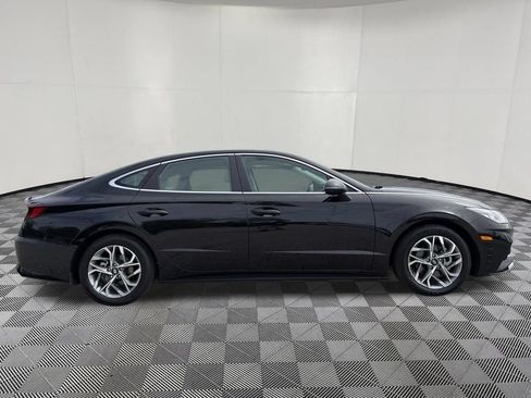 Used 2023 Hyundai Sonata SEL FWD image 3