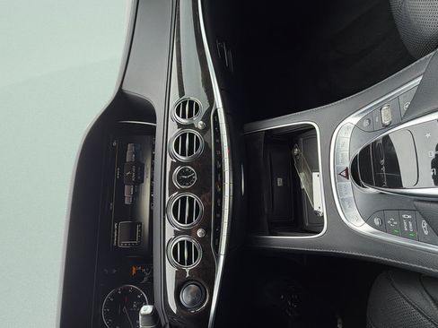 Used 2015 Mercedes-Benz S 550 4MATIC Sedan image 21