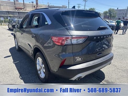 Used 2020 Ford Escape SE AWD/4WD image 9