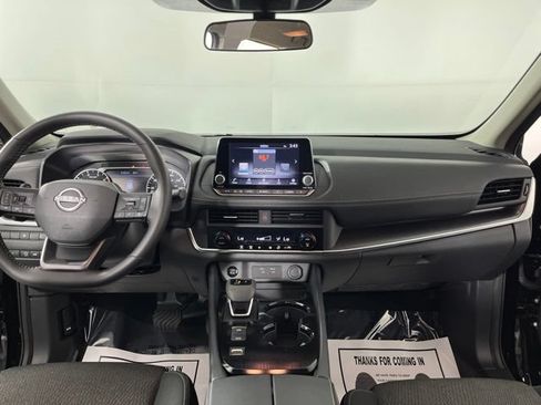 Certified 2026 Nissan Rogue SV FWD image 38