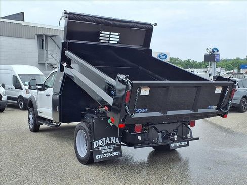 New 2026 Ford F550 4x4 Regular Cab Super Duty image 6